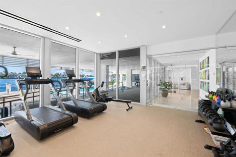 435 Bayshore Fort Lauderdale FL 33304