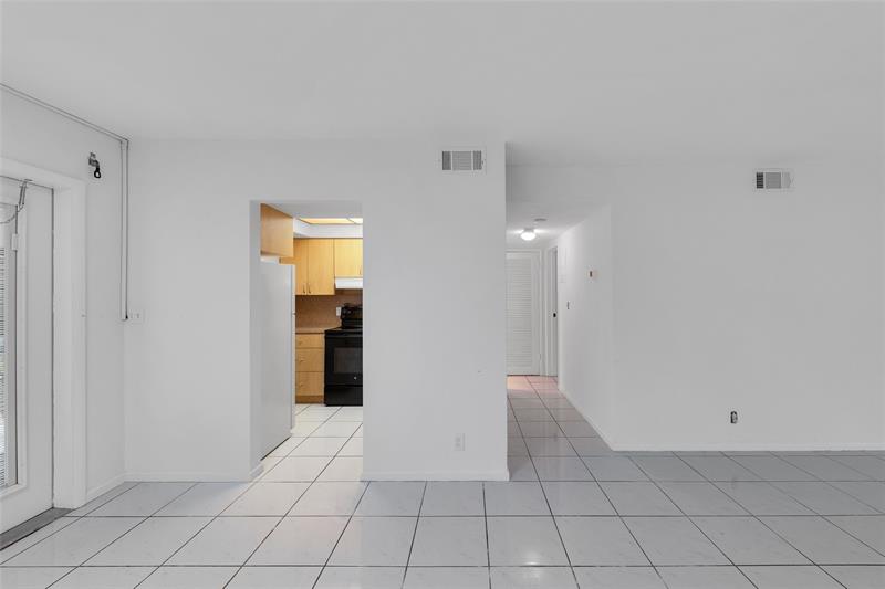 2151 NE 42nd Court Lighthouse Point FL 33064