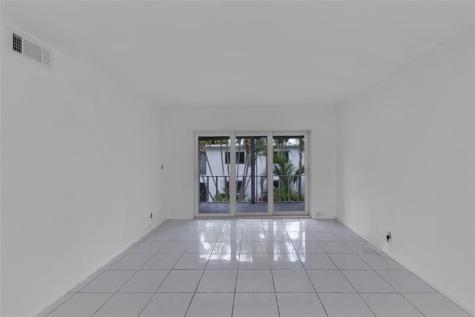 2151 NE 42nd Court Lighthouse Point FL 33064