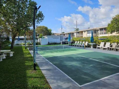 2151 NE 42nd Court Lighthouse Point FL 33064