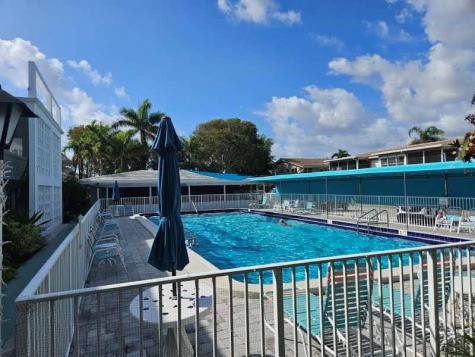 2151 NE 42nd Court Lighthouse Point FL 33064
