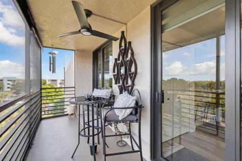 1000 Colony Point Circle Pembroke Pines FL 33026