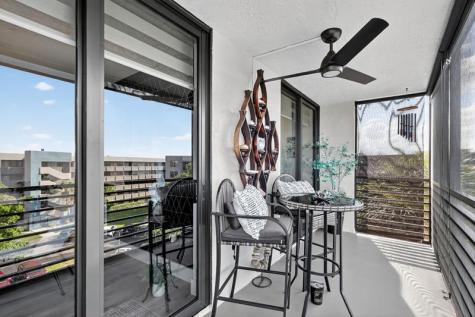 1000 Colony Point Circle Pembroke Pines FL 33026