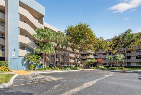 1000 Colony Point Circle Pembroke Pines FL 33026