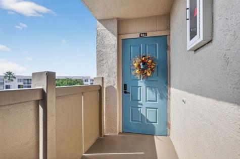 1000 Colony Point Circle Pembroke Pines FL 33026