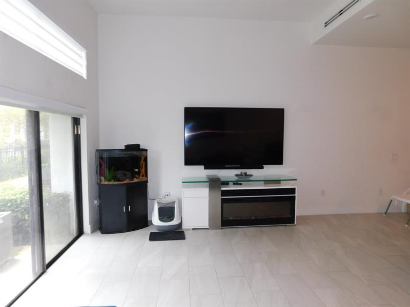 4381 NW 9th Street Plantation FL 33317