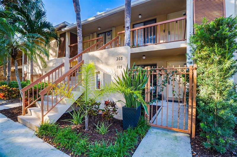 3939 NE 5th Avenue Boca Raton FL 33431