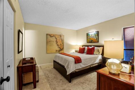 3939 NE 5th Avenue Boca Raton FL 33431
