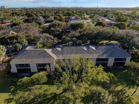 3939 NE 5th Avenue Boca Raton FL 33431