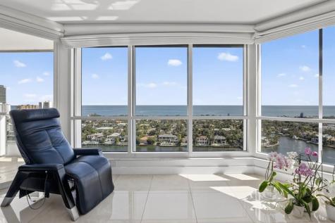 21150 Point Place Miami FL 33180
