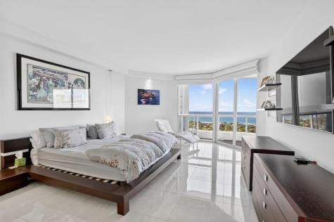 21150 Point Place Miami FL 33180