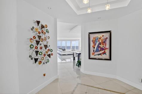 21150 Point Place Miami FL 33180