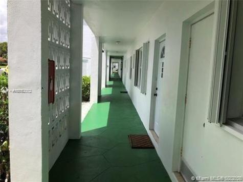 1321 NW 43rd Avenue Lauderhill FL 33313