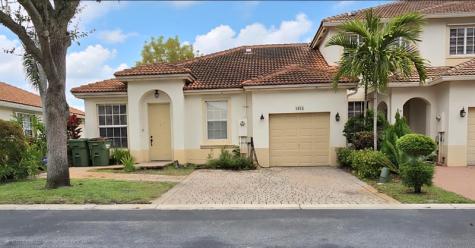 1723 NW 78th Way Pembroke Pines FL 33024