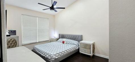 1723 NW 78th Way Pembroke Pines FL 33024