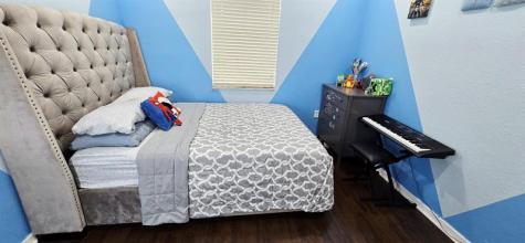 1723 NW 78th Way Pembroke Pines FL 33024