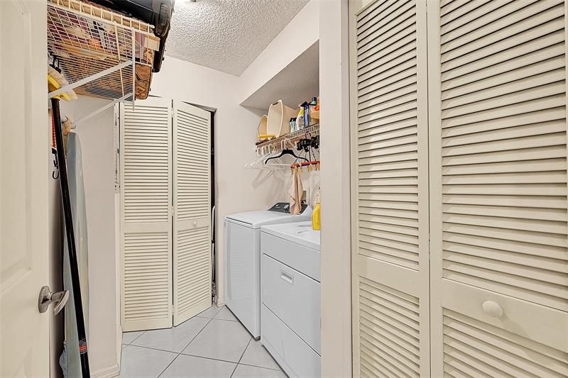 2541 N Nob Hill Road Sunrise FL 33322