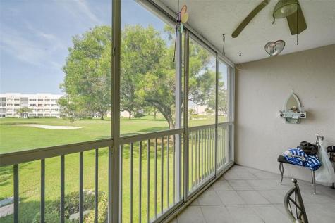 2541 N Nob Hill Road Sunrise FL 33322