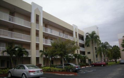2541 N Nob Hill Road Sunrise FL 33322