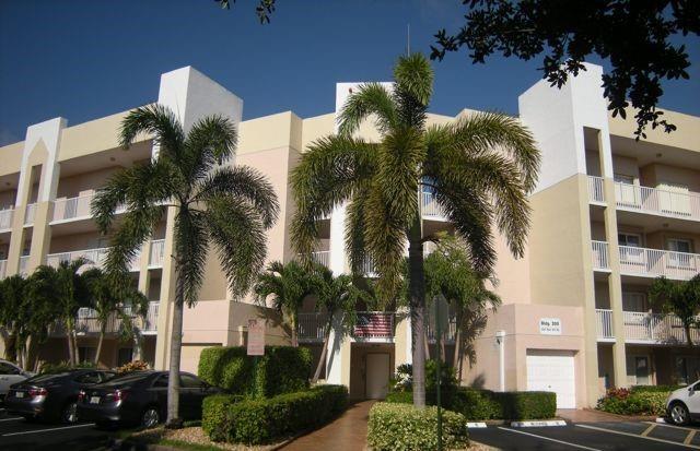 2541 N Nob Hill Road Sunrise FL 33322