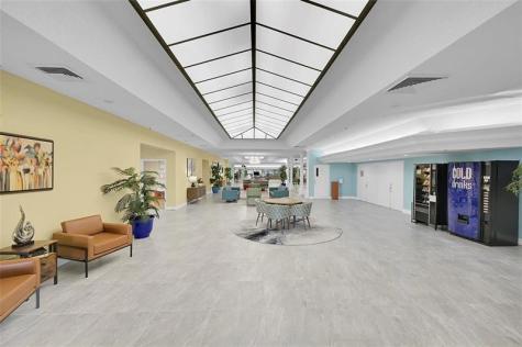 2541 N Nob Hill Road Sunrise FL 33322
