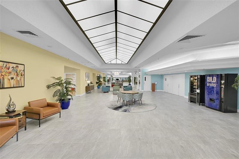 2541 N Nob Hill Road Sunrise FL 33322