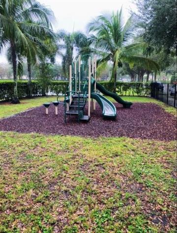 2643 SW 99th Way Miramar FL 33025
