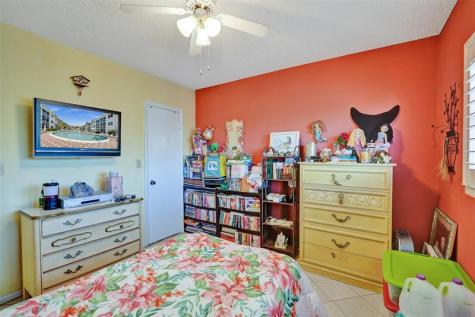 1461 S Ocean Boulevard Lauderdale By The Sea FL 33062