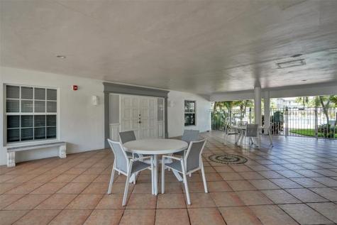 1461 S Ocean Boulevard Lauderdale By The Sea FL 33062