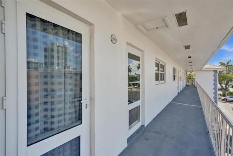 1461 S Ocean Boulevard Lauderdale By The Sea FL 33062