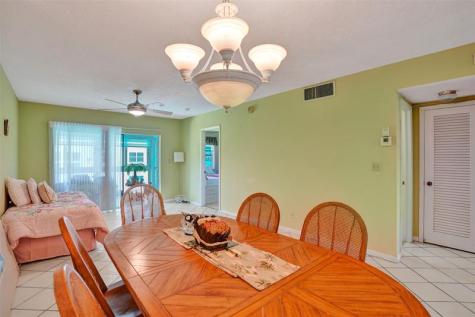 1461 S Ocean Boulevard Lauderdale By The Sea FL 33062