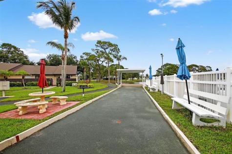 444 Pine Glen Lane Greenacres FL 33463