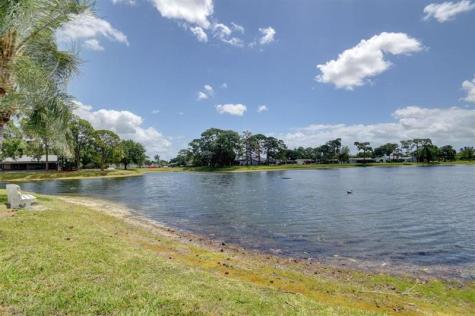 444 Pine Glen Lane Greenacres FL 33463