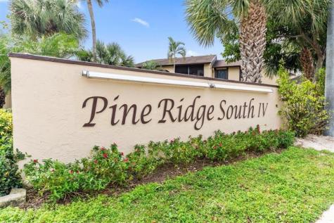 444 Pine Glen Lane Greenacres FL 33463