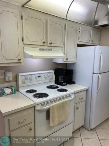 2649 NW 48th Terrace Lauderdale Lakes FL 33313