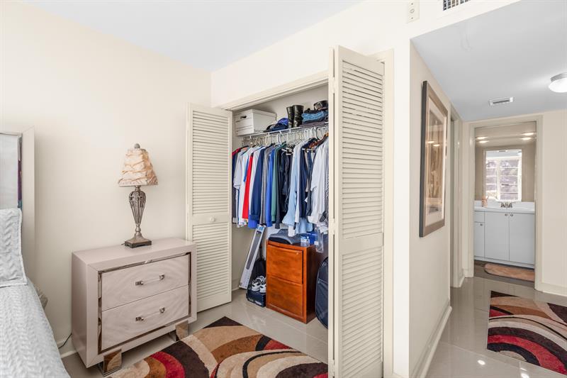 3800 Oaks Clubhouse Drive Pompano Beach FL 33069