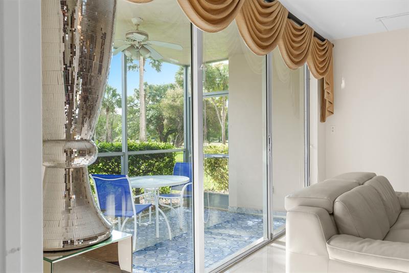 3800 Oaks Clubhouse Drive Pompano Beach FL 33069