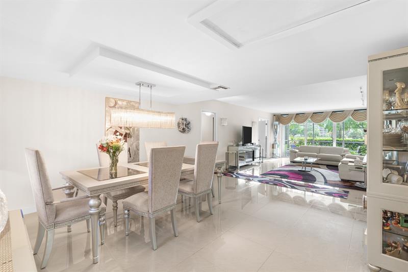 3800 Oaks Clubhouse Drive Pompano Beach FL 33069