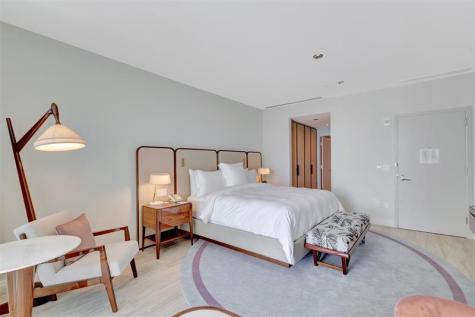 525 N Fort Lauderdale Beach Boulevard Fort Lauderdale FL 33304