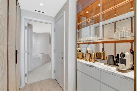 525 N Fort Lauderdale Beach Boulevard Fort Lauderdale FL 33304