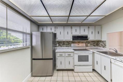 112 Royal Park Drive Oakland Park FL 33309