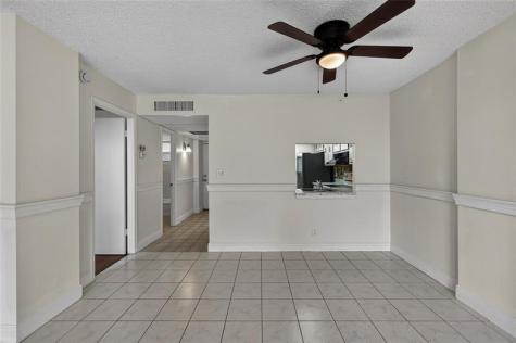 112 Royal Park Drive Oakland Park FL 33309