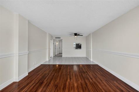 112 Royal Park Drive Oakland Park FL 33309