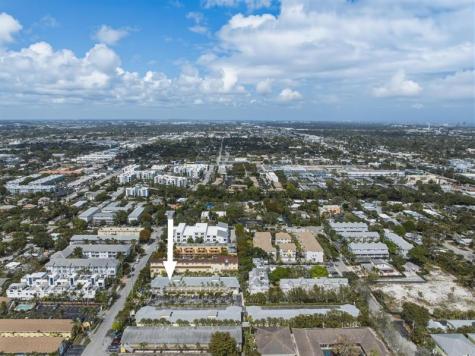 2660 NE 8th Avenue Wilton Manors FL 33334