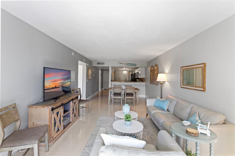 16 Royal Palm Way Boca Raton FL 33432