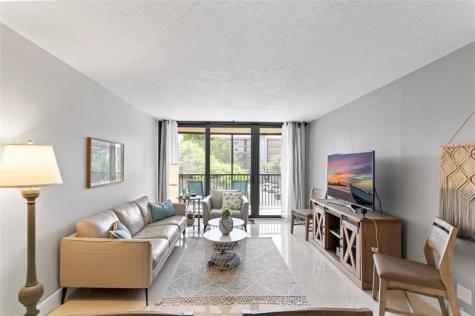 16 Royal Palm Way Boca Raton FL 33432