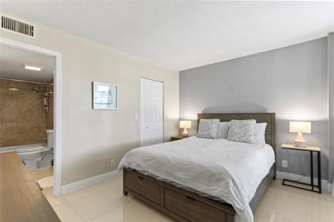 16 Royal Palm Way Boca Raton FL 33432