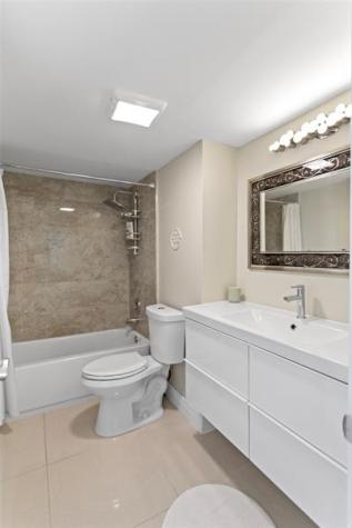 16 Royal Palm Way Boca Raton FL 33432