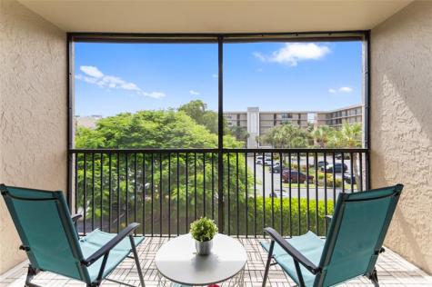 16 Royal Palm Way Boca Raton FL 33432