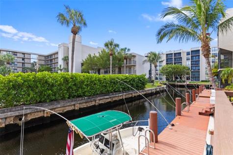 16 Royal Palm Way Boca Raton FL 33432